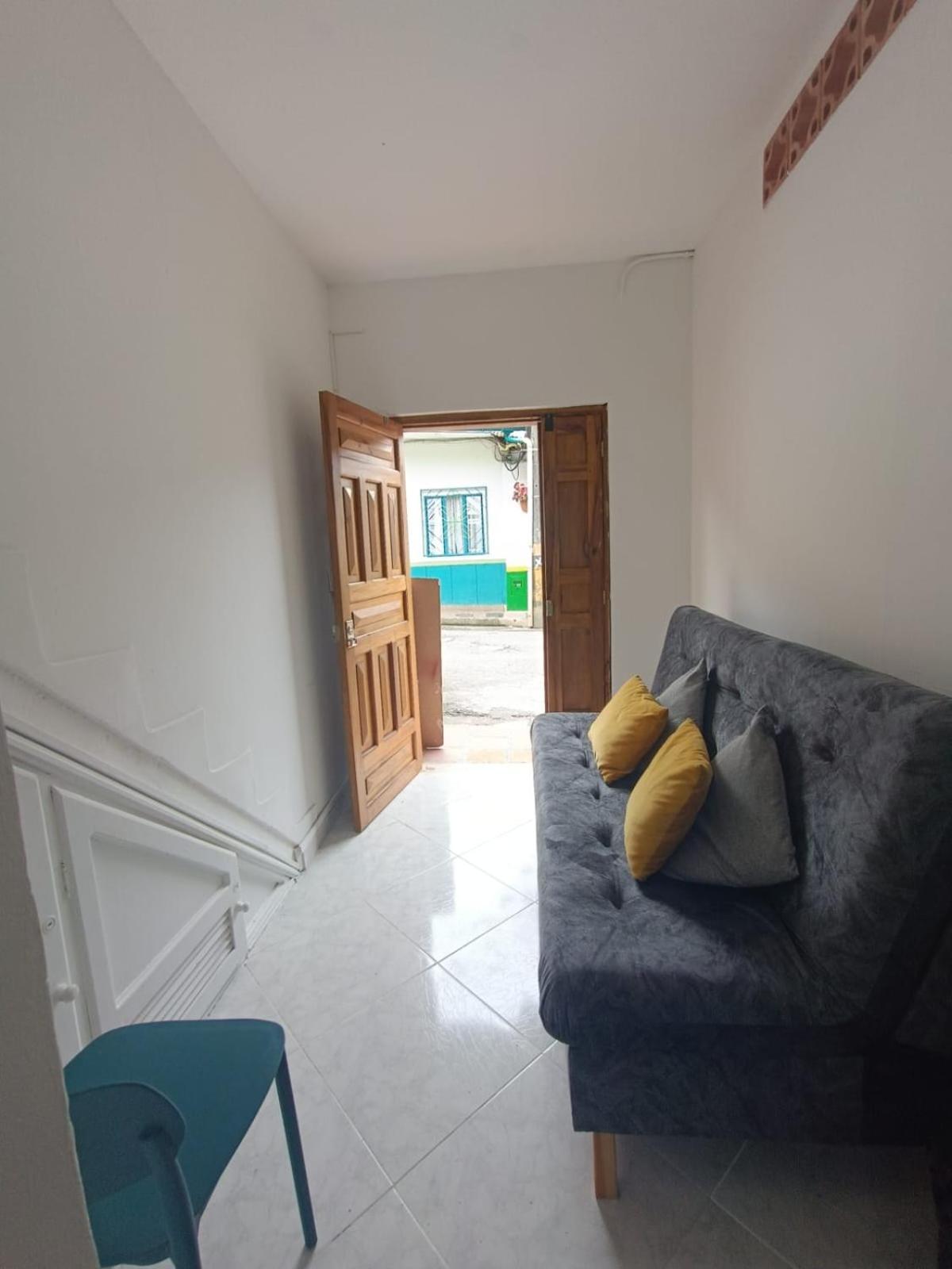 Confortable Habitacion En Apartamento Amoblado Jardin Exterior photo